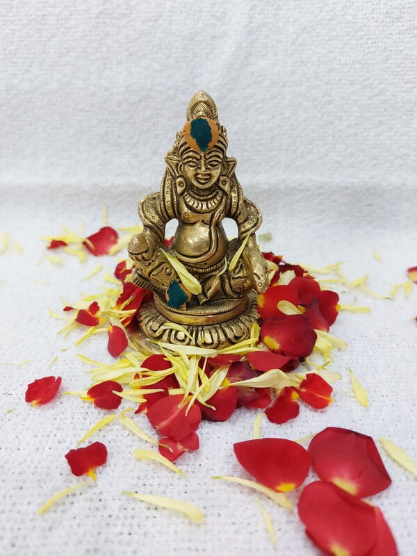 Lakshmi Kuberar statue Lakshmi Kuberar statue