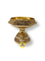 Lakshmi gubera vilakku Lakshmi gubera vilakku