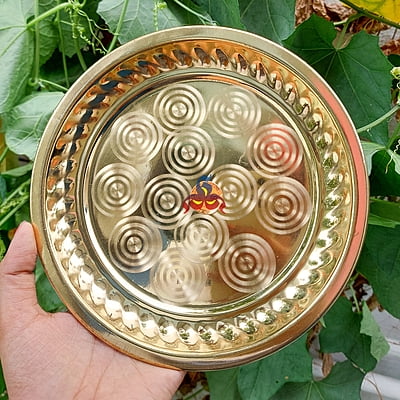 Round plate - Brass