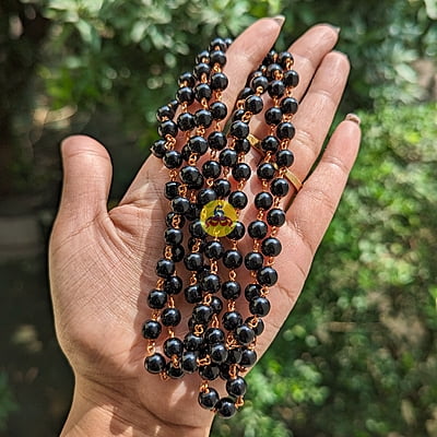 Black beads maalai